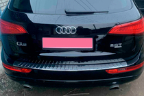Audi Q5 2008–2017 Nerezová lišta na zadný nárazník Carmos (nerez) fotografia 3