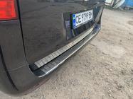 Mercedes Vito/V-trieda W447 2014– Ochranná lišta na zadný nárazník OmsaLine Čierny chróm (nerez) fotografia 6