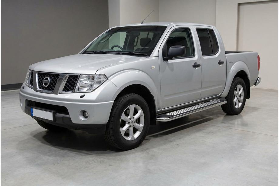 Nissan Navara 2006–2015 Bočné nášľapy Maydos V2 (2 ks, hliník/nehrdzavejúca oceľ) Image