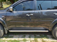 Mitsubishi L200 2006–2015 Bočné nášľapy Maydos V2 (2 ks, hliník/nehrdzavejúca oceľ) fotografia 10