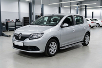 Dacia Sandero 2013–2020 Bočné nášľapy Maydos V2 (2 ks, hliník/nehrdzavejúca oceľ) fotografia 1