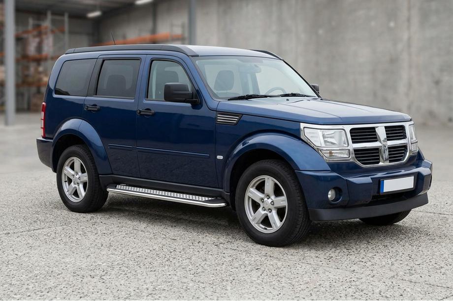 Dodge Nitro 2006–2011 Bočné nášľapy Maydos V2 (2 ks, hliník/nehrdzavejúca oceľ) Image