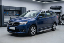 Dacia Logan MCV 2013–2020 Bočné nášľapy Maydos V2 (2 ks, hliník/nehrdzavejúca oceľ) fotografia 1
