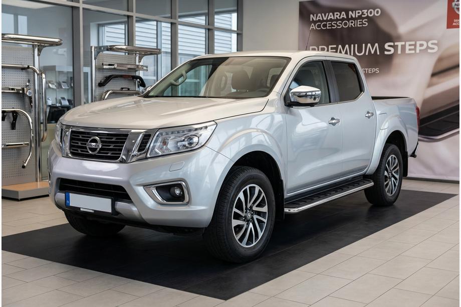 Nissan Navara/NP300 2016– Bočné nášľapy Maydos V1 (2 ks, hliník) Image