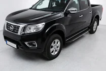 Nissan Navara/NP300 2016– Bočné nášľapy Bosphore Grey (2 ks, hliník) fotografia 1