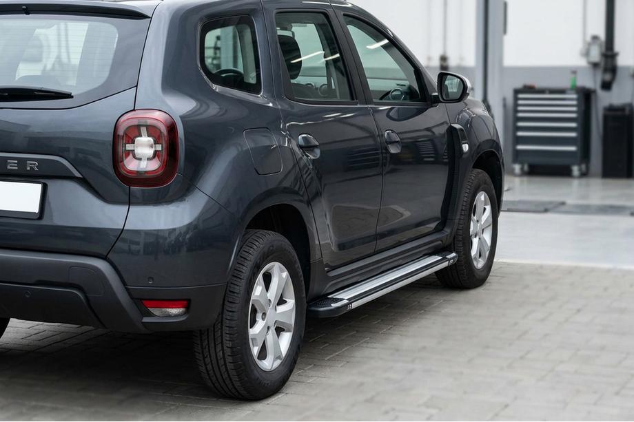 Renault Duster 2018–2024 Bočné nášľapy Rainbow (2 ks, hliník) Image