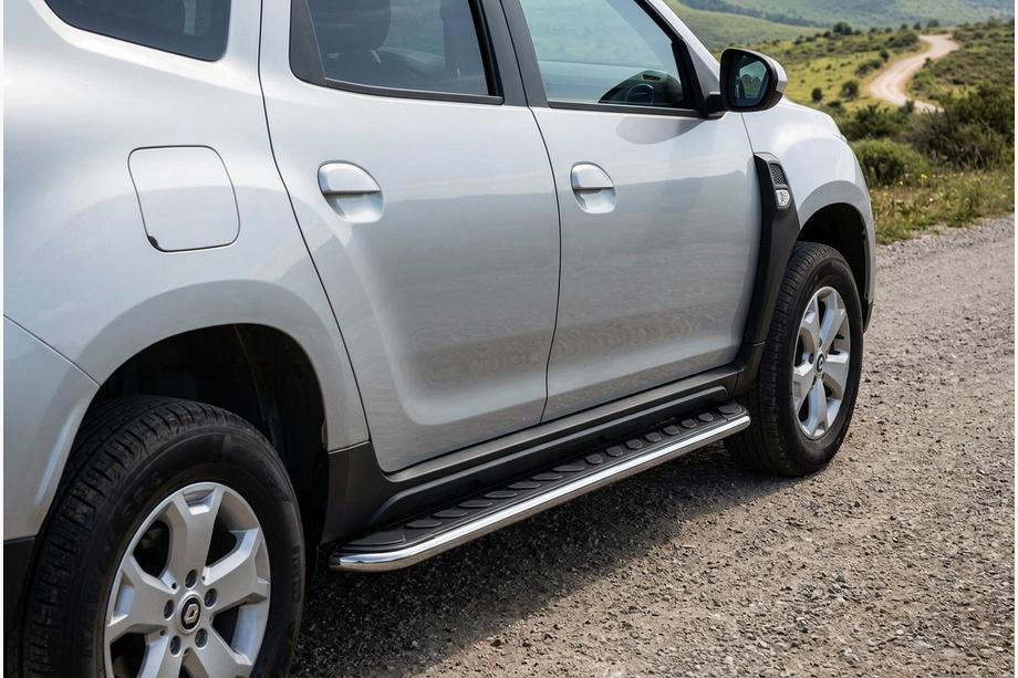 Dacia Duster 2018–2024 Bočné nášľapy Maydos V1 (2 ks, hliník) Image