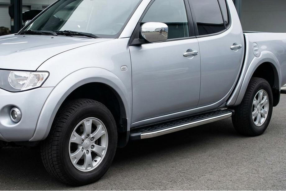Fiat Fullback 2016– Bočné nášľapy BlackLine (2 ks, hliník) Image