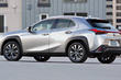 Kompaktný crossover Lexus UX 200 fotografia 2