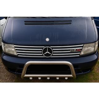 Nerezové lišty na masku (V-class) Mercedes Vito W638 1996–2003 fotografia 3