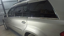 Mercedes GL class X164 2006–2012 Spodné okenné lišty (6 ks, nerez) fotografia 3