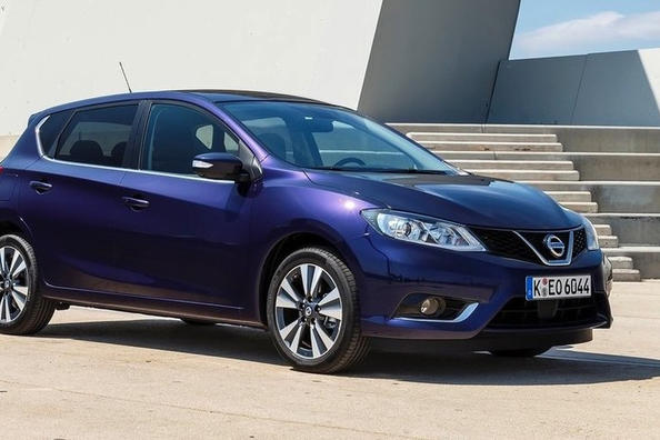 Recenzia hatchbacku Nissan Pulsar