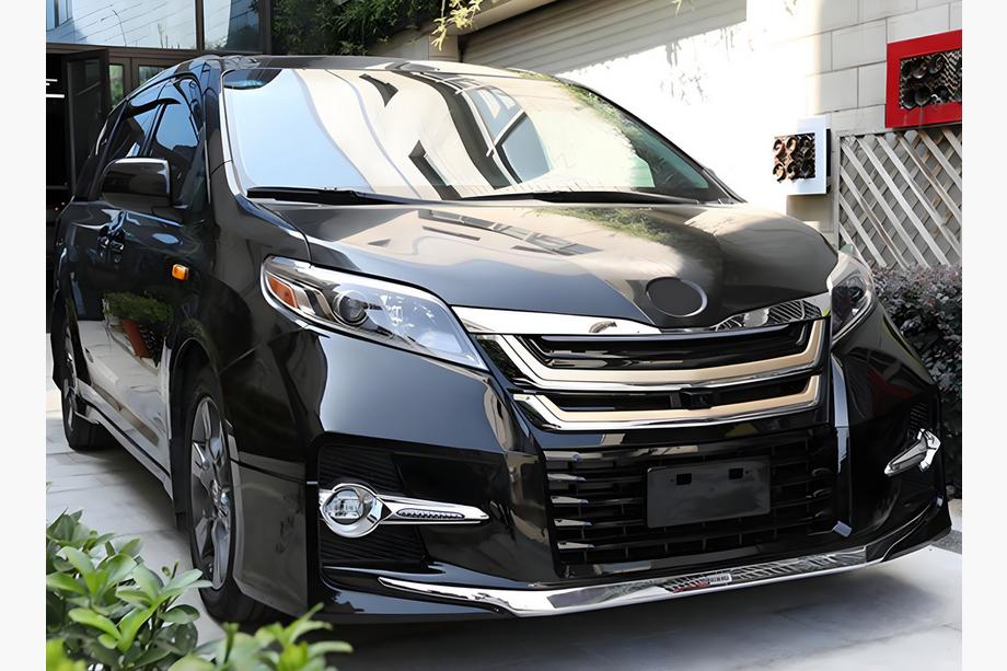 Toyota Sienna 2010–2020 Sada bodykitu GBT Image
