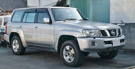 Nissan Patrol Y61 1997–2011 Safari bodykit sada fotografia 1