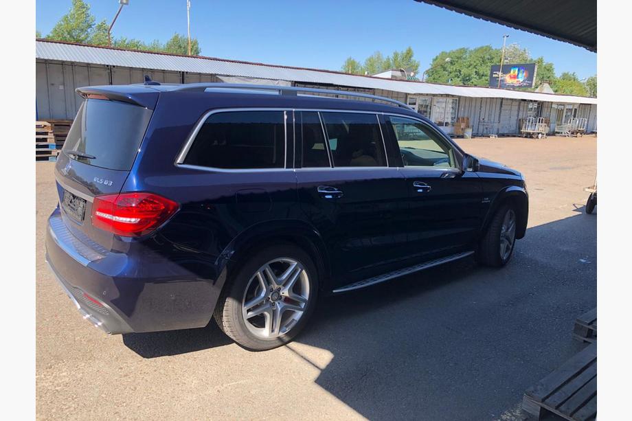 Mercedes GL/GLS trieda X166 2012–2019 Karosársky body kit AMG V1 s kompletným nárazníkom (GLS63) Fotografia 5