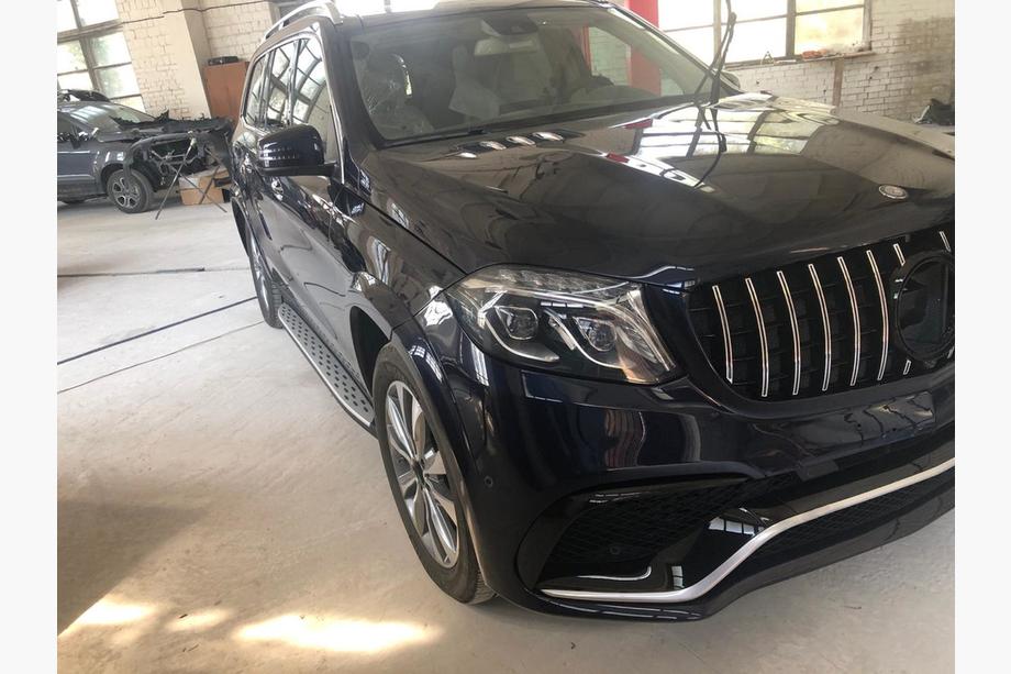 Mercedes GL/GLS trieda X166 2012–2019 Karosársky body kit AMG V1 s kompletným nárazníkom (GLS63) Fotografia 6