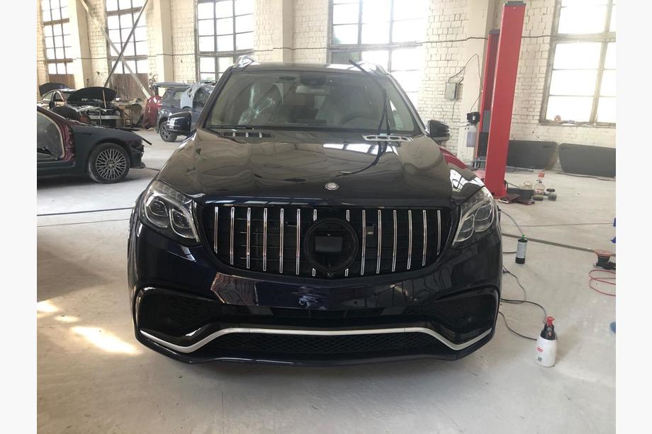 Mercedes GL/GLS trieda X166 2012–2019 Karosársky body kit AMG V1 s kompletným nárazníkom (GLS63) Fotografia 7