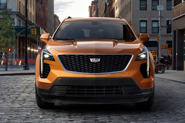 Kompaktný prémiový crossover Cadillac XT4