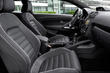 Recenzia trojdverového hatchbacku Volkswagen Scirocco fotografia 6