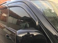 Toyota Land Cruiser 100 1998–2007 Okenné veterné deflektory (4 ks, Niken) fotografia 3