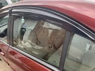 Hyundai Accent 2006–2010 Veterné deflektory okien (4 ks, MyRacing) fotografia 3