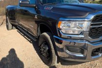 Dodge RAM (DT) 2018– Štandardné bočné rúrky (2 ks, nerez) fotografia 2
