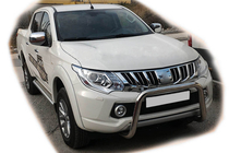 Mitsubishi L200 2015–2024 Predný ochranný rám WT005 (nerez) fotografia 1