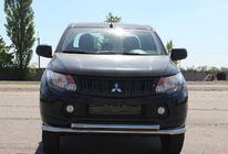 Mitsubishi L200 2015–2024 Predný ochranný rám ST014 (nerez) fotografia 1