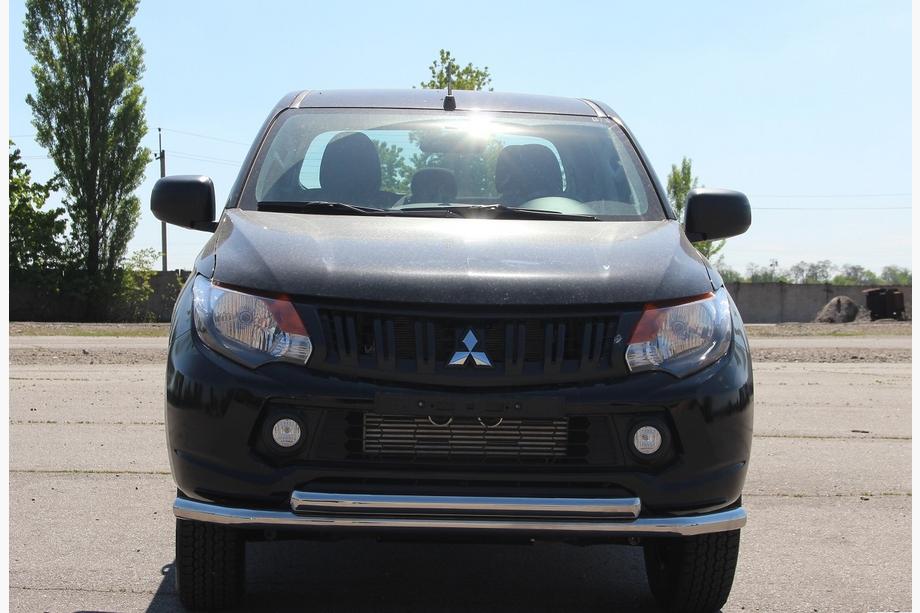 Mitsubishi L200 2015–2024 Predný ochranný rám ST014 (nerez) Image