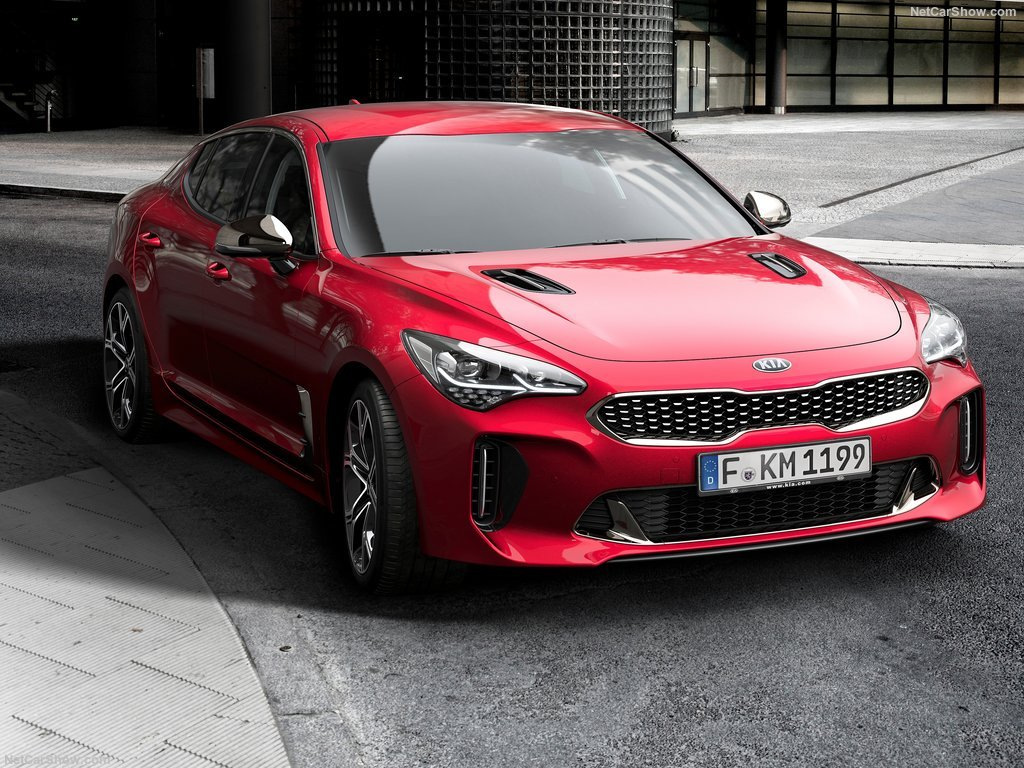 Kia Stinger: liftback so športovým duchom