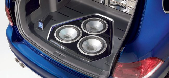 Montáž automobilových audiosystémov