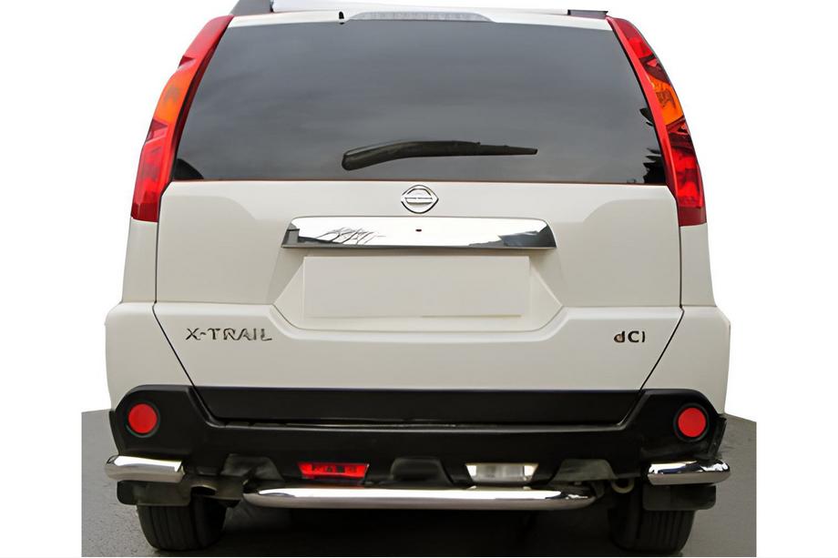 Nissan X-trail T31 2007–2014 Zadné rohové diely k centrálnej tyči AK0073 (2 ks, nerez) Fotografia 1