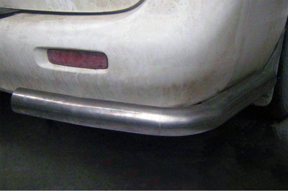Hyundai H200, H1, Starex 1998–2007 Zadné rohy AK003 (2 ks, nerez) Image
