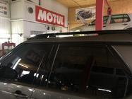 Land Rover Discovery V 2017– OEM strešné lyžiny (2 ks) Čierne fotografia 22
