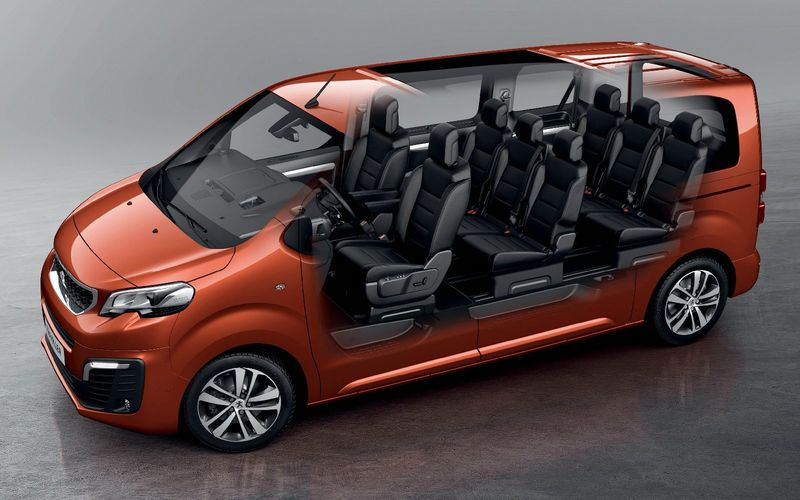 Recenzia minivanu Peugeot Traveller