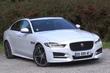 Recenzia sedanu Jaguar XE fotografia 8