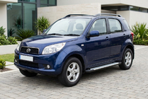 Daihatsu Terios 2006–2017 Bočné nášľapy Allmond Grey (2 ks, hliník) fotografia 1