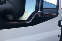Ford Transit 2000–2014 Chrómové lišty okien (2 ks, nerez) OmsaLine – talianska nehrdzavejúca oceľ fotografia 1