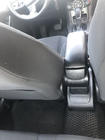 Ford Fiesta 2008–2017 Lakťová opierka fotografia 4