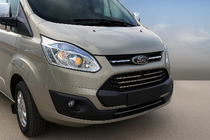 Ford Custom 2013–2022 Nerezové lišty na masku chladiča 2013-2018 (5 ks) OmsaLine – talianska nehrdzavejúca oceľ fotografia 3