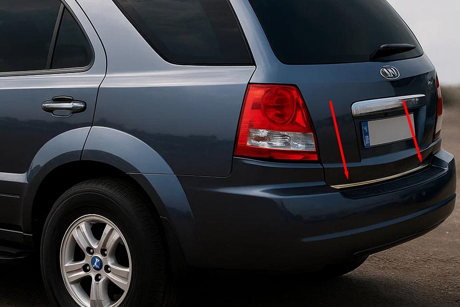 Kia Sorento I BL 2002–2009 Nerezová lišta hrany kufra Image