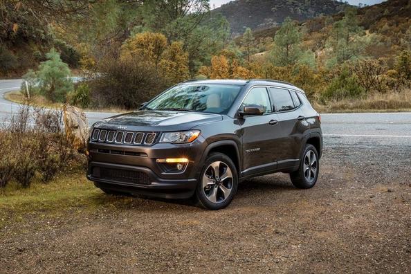 Druhá generácia crossoveru Jeep Compass