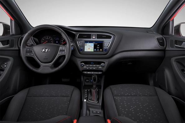 Modernizovaný päťdverový hatchback Hyundai i20 Fotografia 5