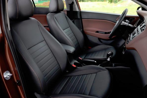 Modernizovaný päťdverový hatchback Hyundai i20 Fotografia 6