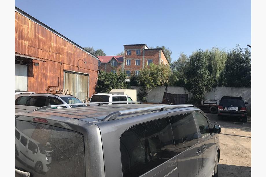 Citroen SpaceTourer 2016– Chrómové strešné lyžiny Dlhý rázvor, kovová pätka Fotografia 4