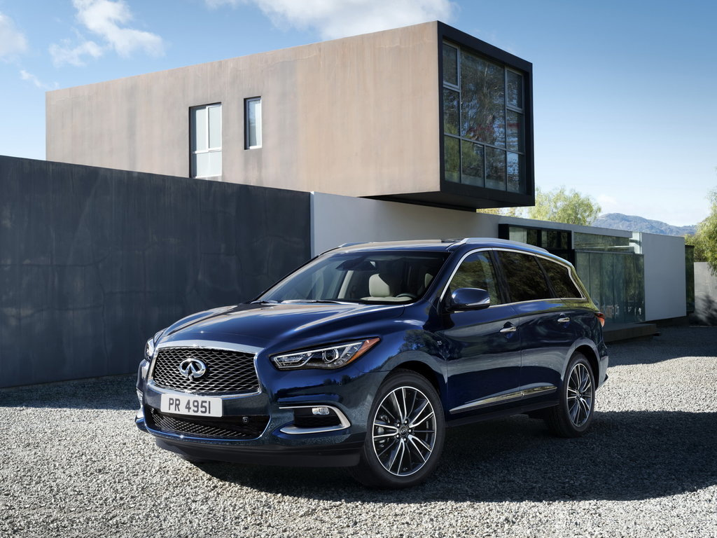 Prémiový crossover Infiniti QX60