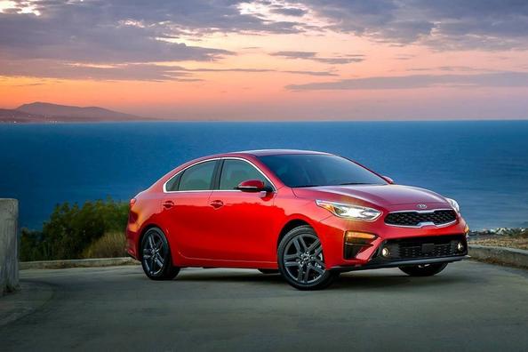 Sedan Kia Cerato štvrtej generácie