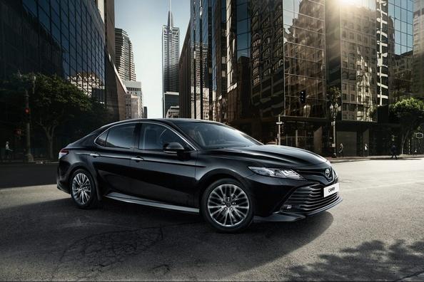 Druhá recenzia Toyota Camry modelového roku 2018