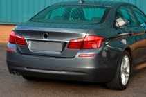 BMW 5. rad F10/F11 2010–2016 Nerezová lišta nad ŠPZ SD fotografia 6