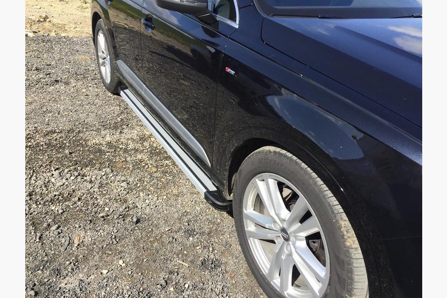 Audi Q7 2015–2026 Bočné nášľapy Maya V4 (2 ks, hliník) Image